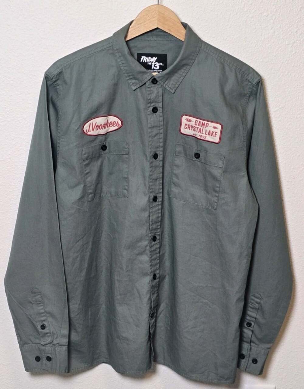 Friday the 13th Jason Voorhees Camp Crystal Lake Work Shirt Men’s Large Green